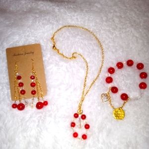 Handmade necklace set